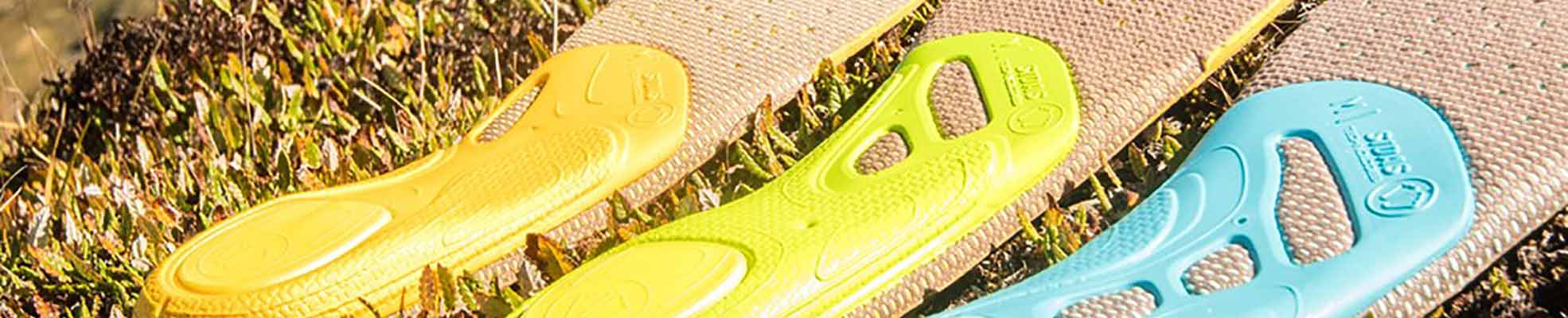 ski insoles on the grass