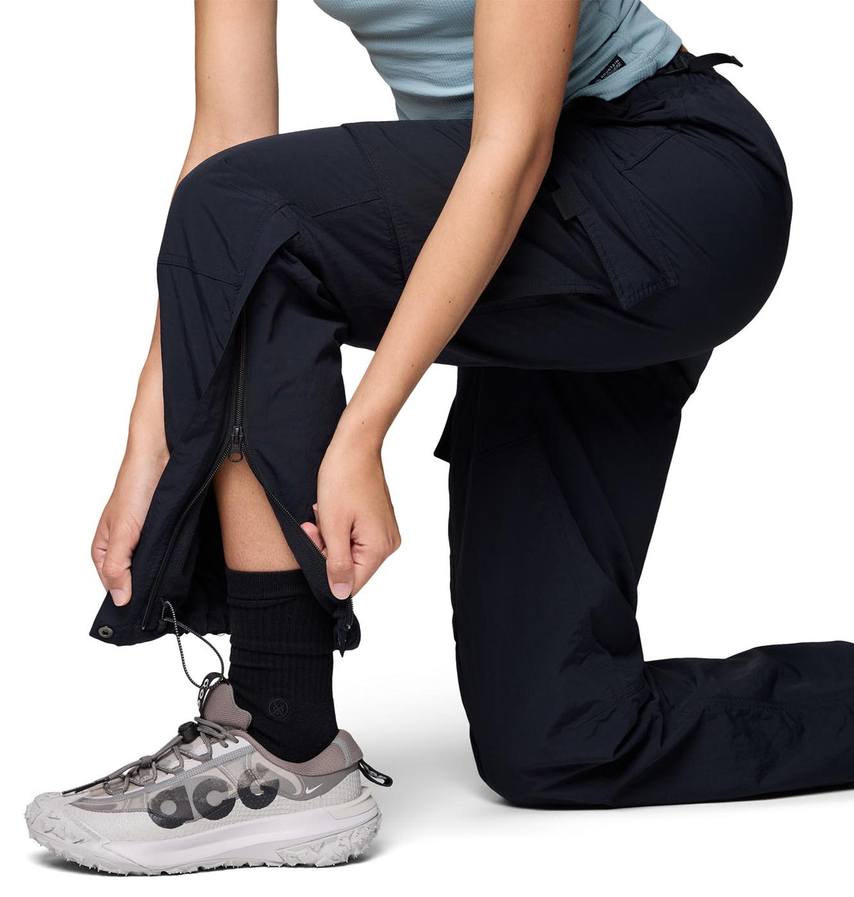 Mountain Hardwear CLOTHING - Women - Apparel - Pant MHW *26W* Womens Stryder™ Lined Pant