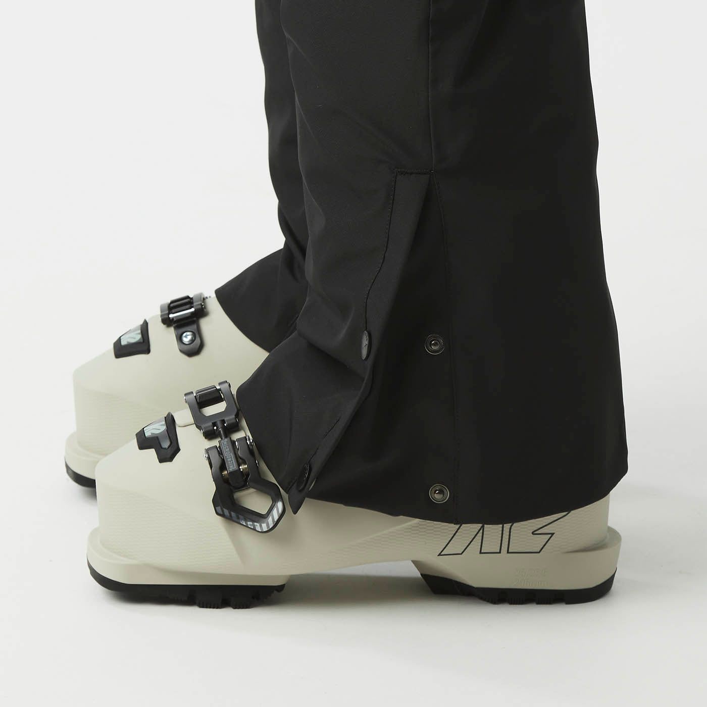 Women's Exa Pants Picture