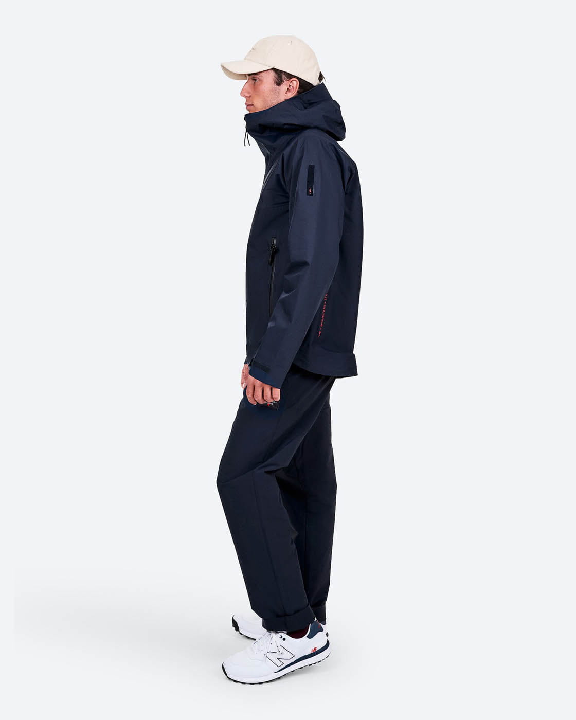 The Mountain Studio CLOTHING - Men - Outerwear - Jacket Mountain Studio *26S* Alp 3 Light Shell Jacket