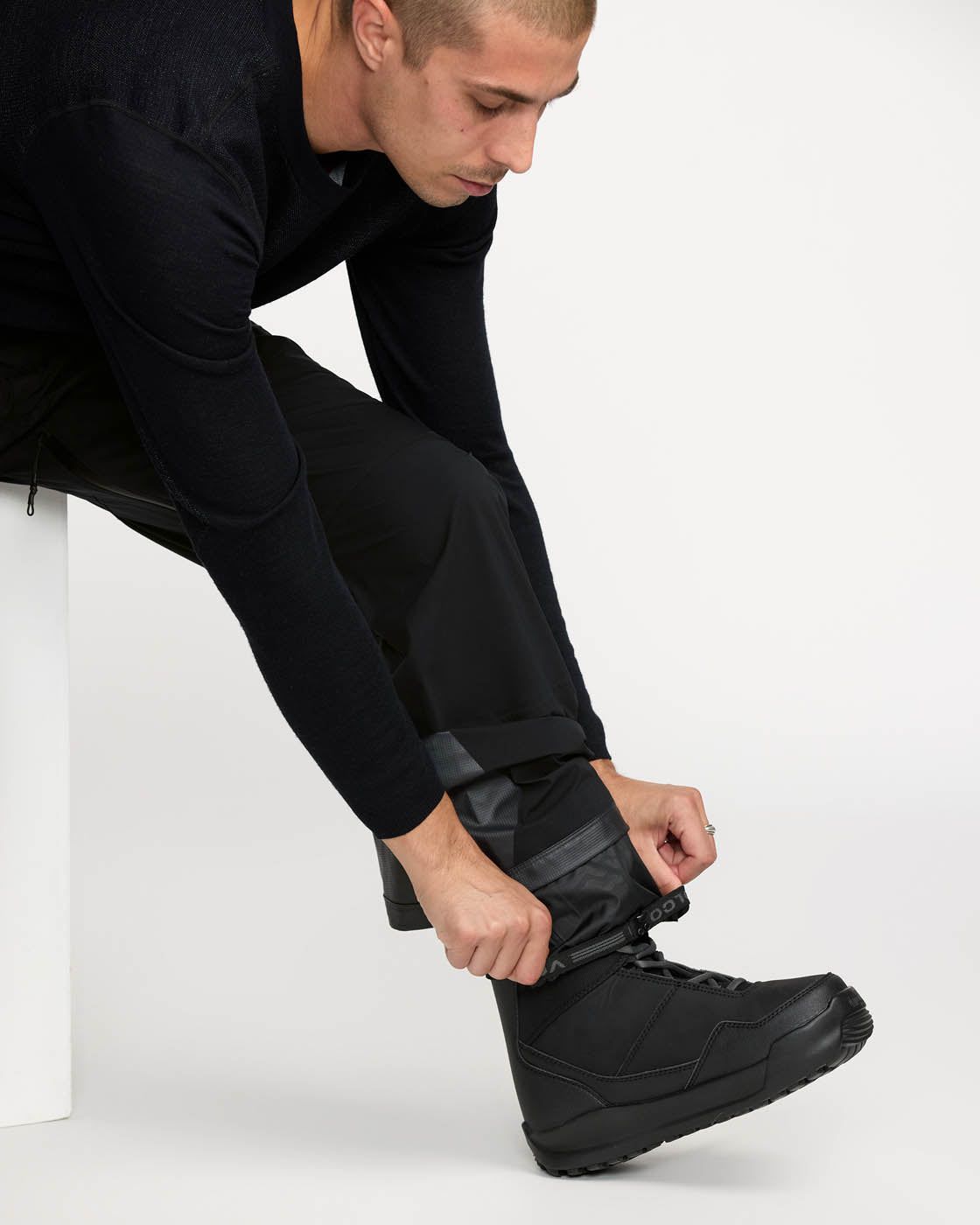 Volcom CLOTHING - Men - Outerwear - Pant Volcom *25W* M Guch Stretch Gore Pant