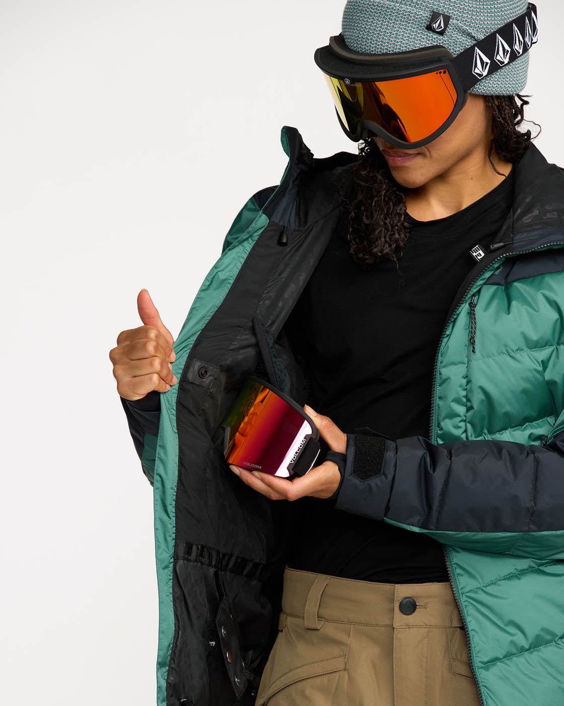 Volcom CLOTHING - Women - Outerwear - Jacket Volcom *25W* W Estes Puff Jacket