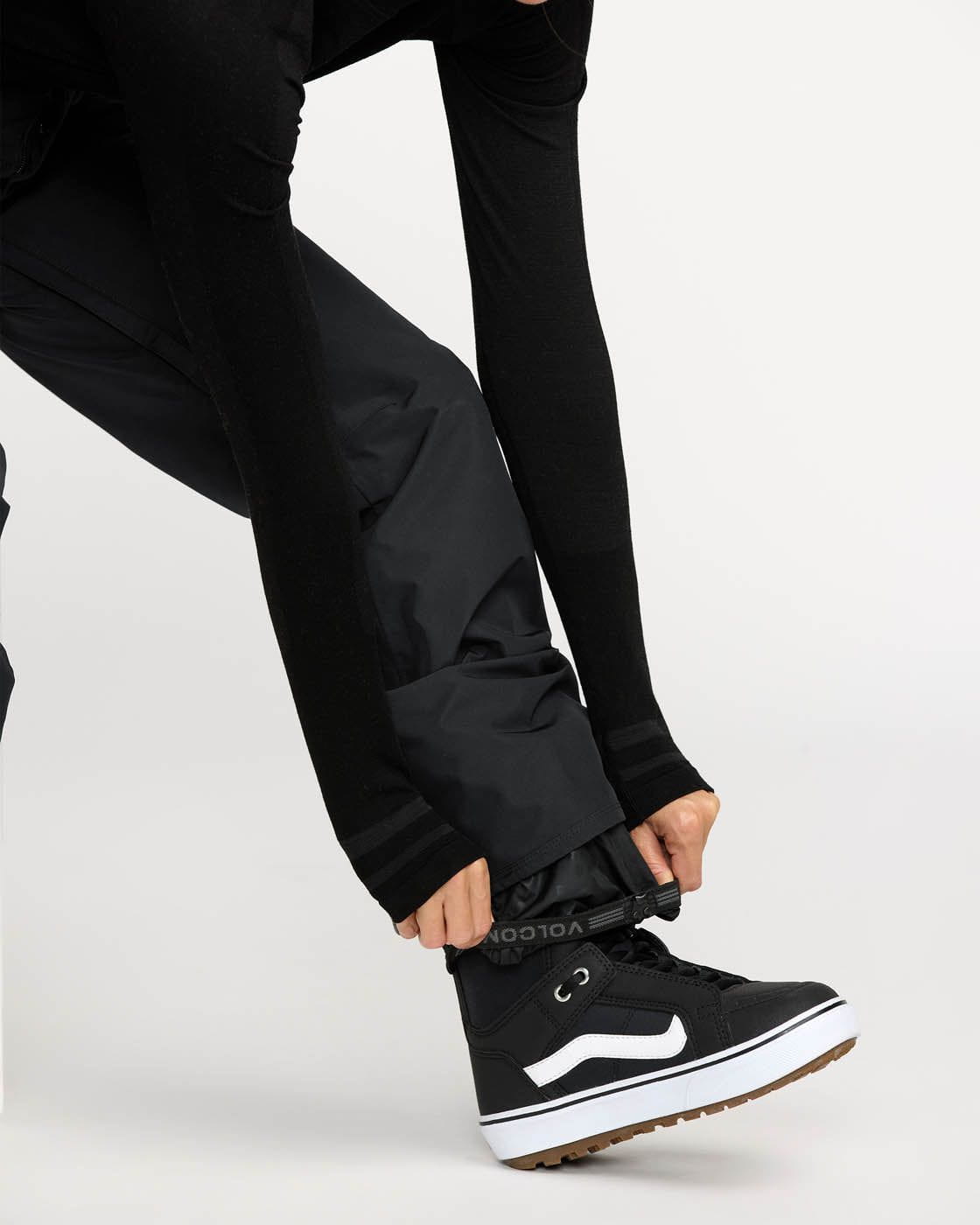 Volcom CLOTHING - Women - Outerwear - Pant Volcom *25W* W Kanyon Ins Gore Pant