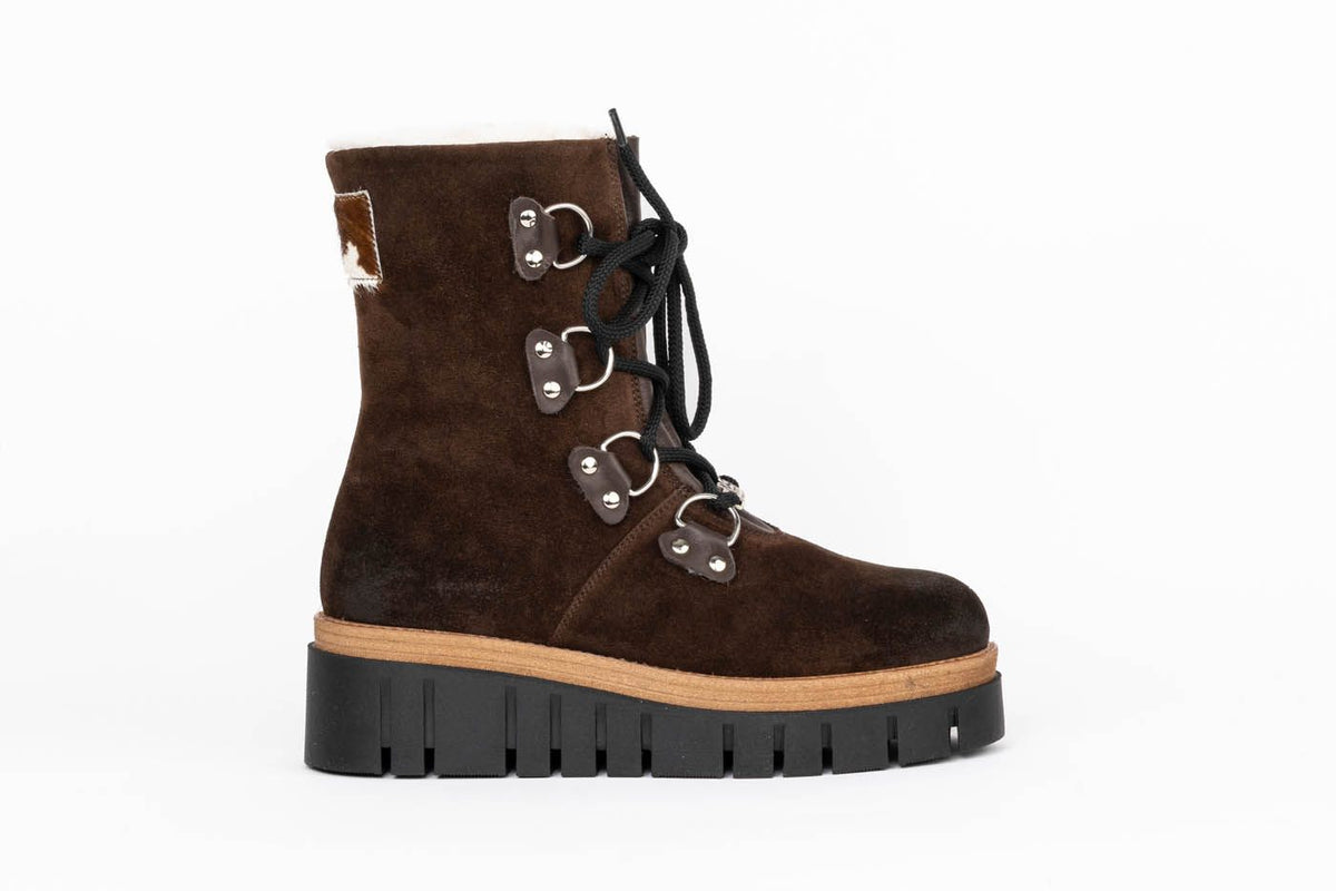 Ammann Boots Women's Tzoumaz Brown Waxed Suede