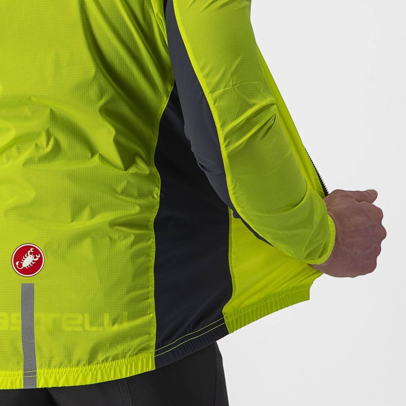 Castelli CLOTHING - Bike - Outerwear Castelli *26S*  Squadra Stretch Jacket