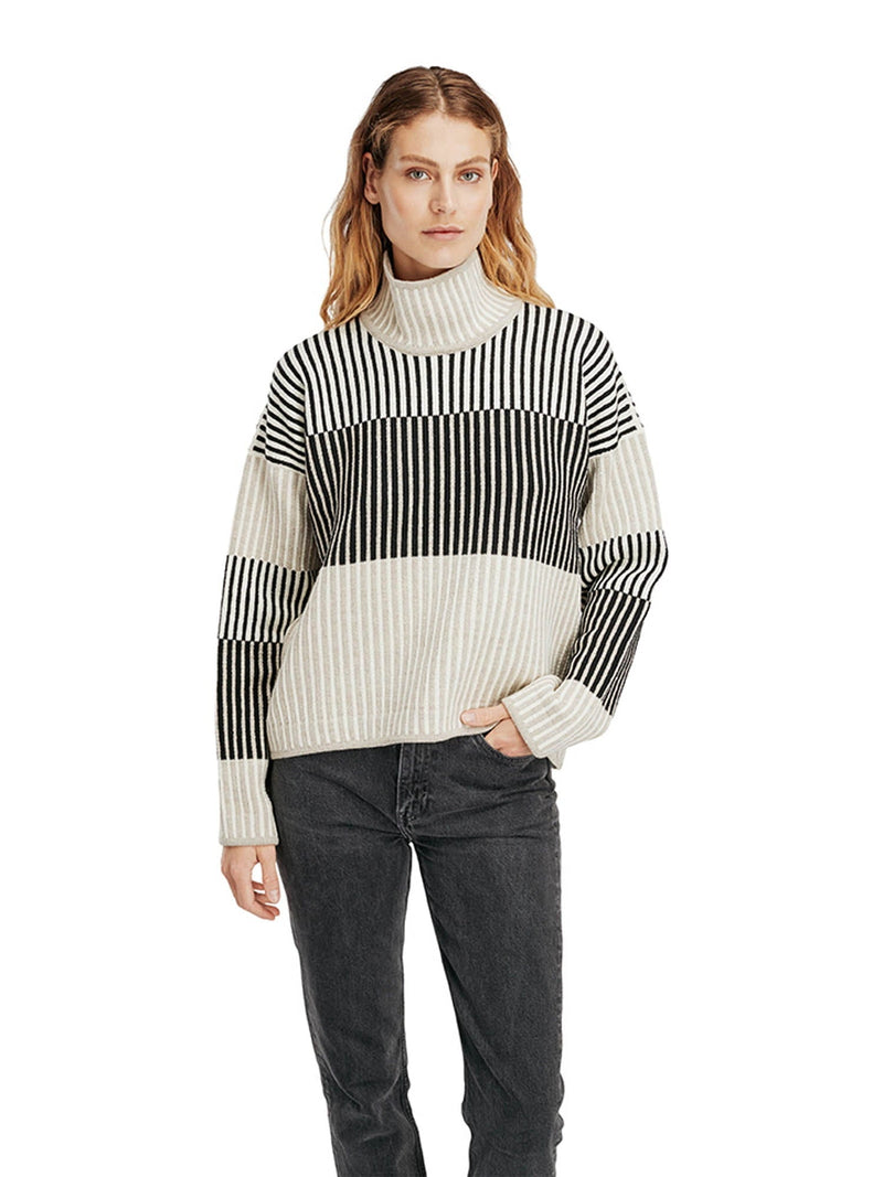 Dale of Norway AS CLOTHING - Women - Apparel - Top Dale of Norway *23W*  Skarstind Fem Sweater
