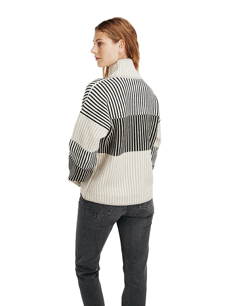 Dale of Norway AS CLOTHING - Women - Apparel - Top Dale of Norway *23W*  Skarstind Fem Sweater
