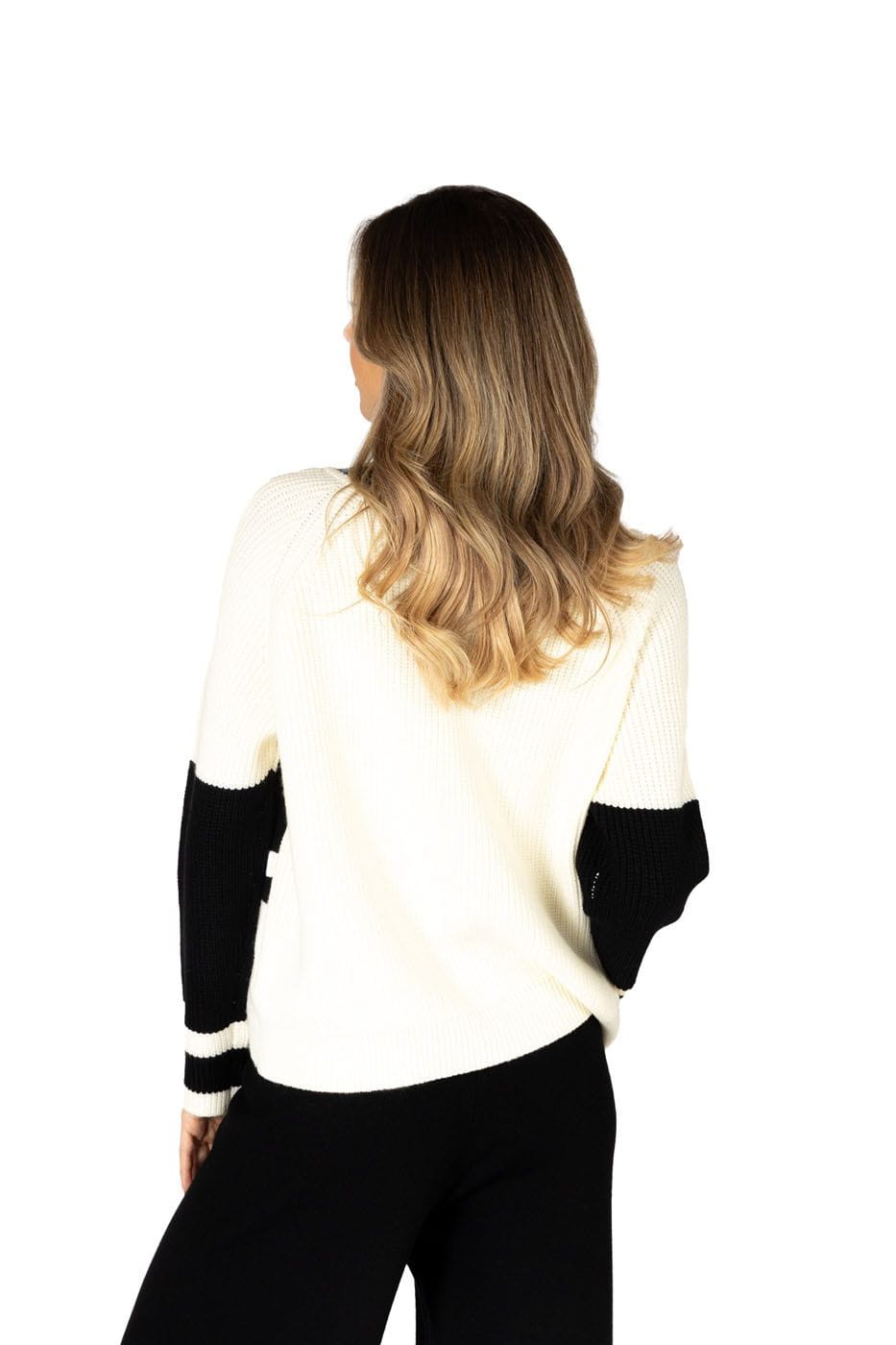 Lyla + Luxe Sweater Women's Benny Les Alpes Ski Sweater