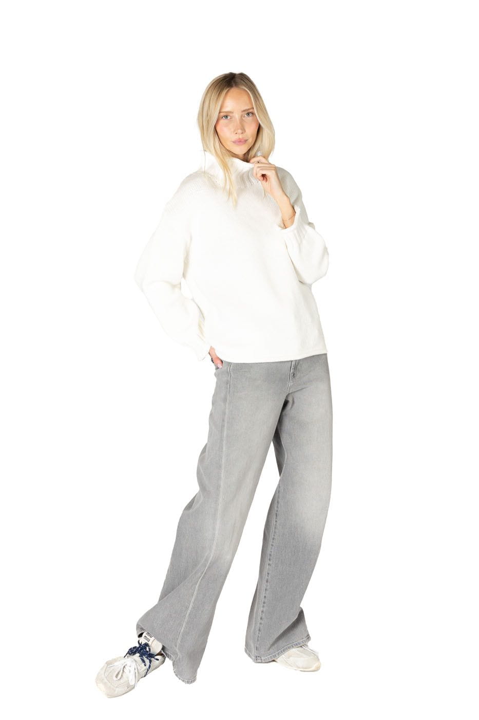 Lyla + Luxe Sweater Women's Dolly Cotton Chunky Mock Sweater