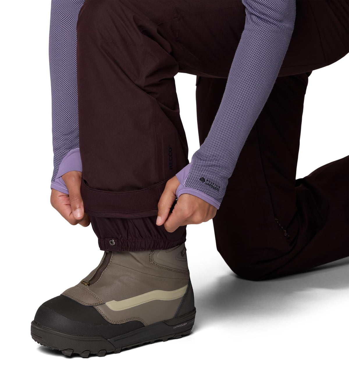 Mountain Hardwear CLOTHING - Women - Outerwear - Pant MHW *26W*  Womens Cloud Bank™ Gore-Tex Pant