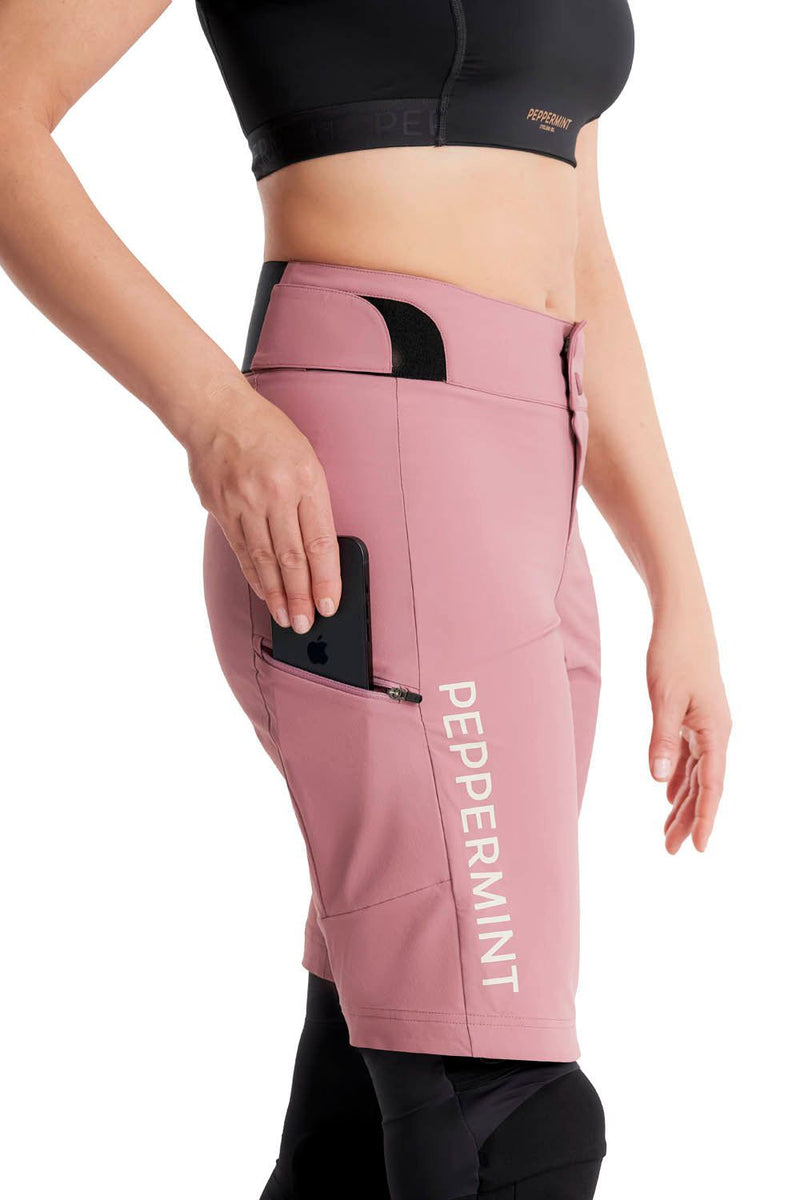 Women's Signature Tech Short Peppermint