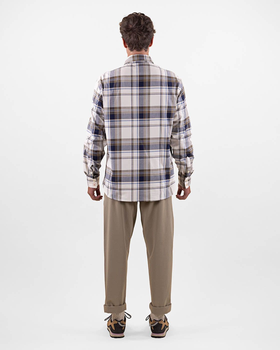 The Mountain Studio CLOTHING - Men - Apparel - Top Mountain Studio *25S*  Field Light Flannel Shirt