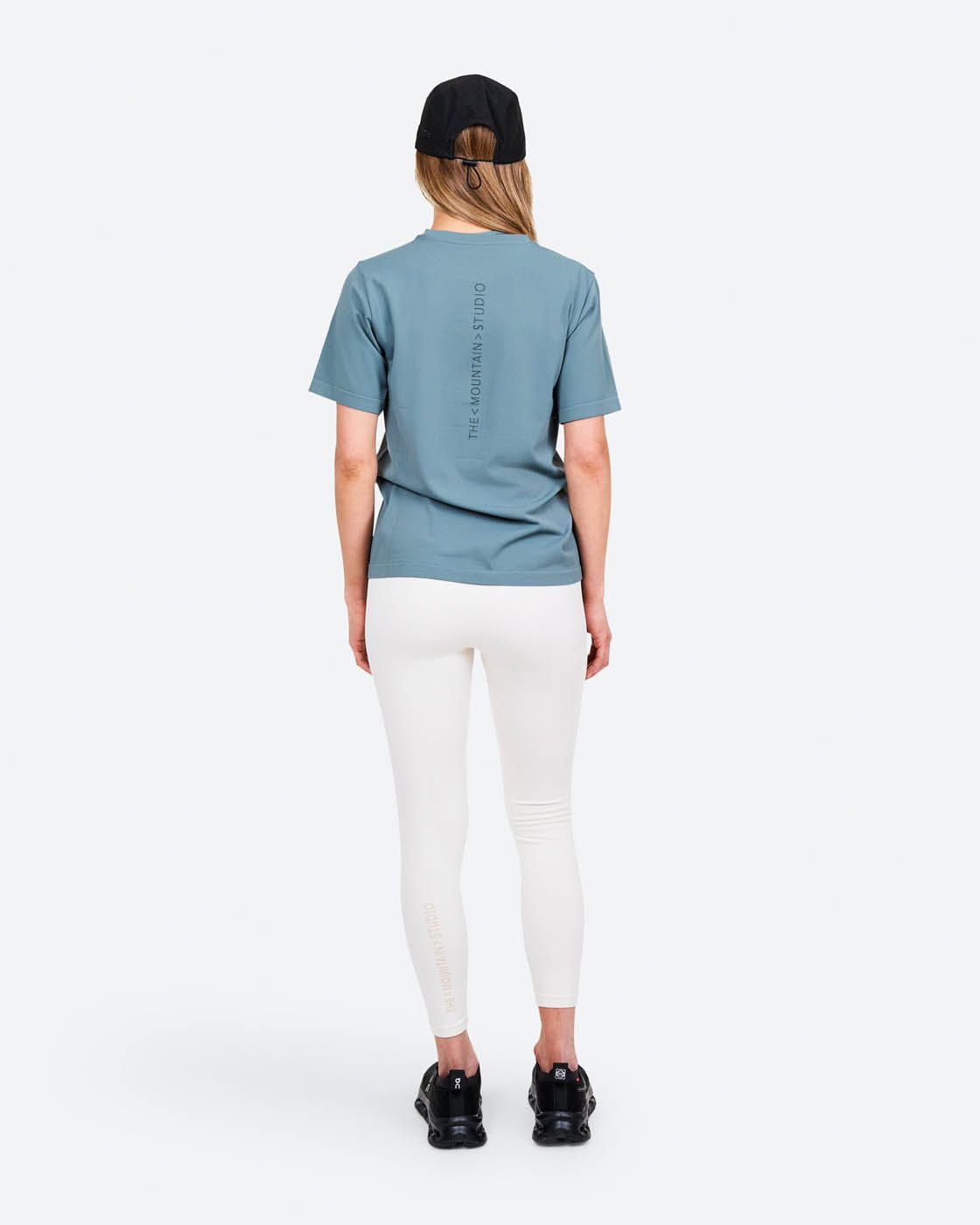 The Mountain Studio CLOTHING - Women - Apparel - Top Mountain Studio *26S*  W. Two Tone Tech T-Shirt