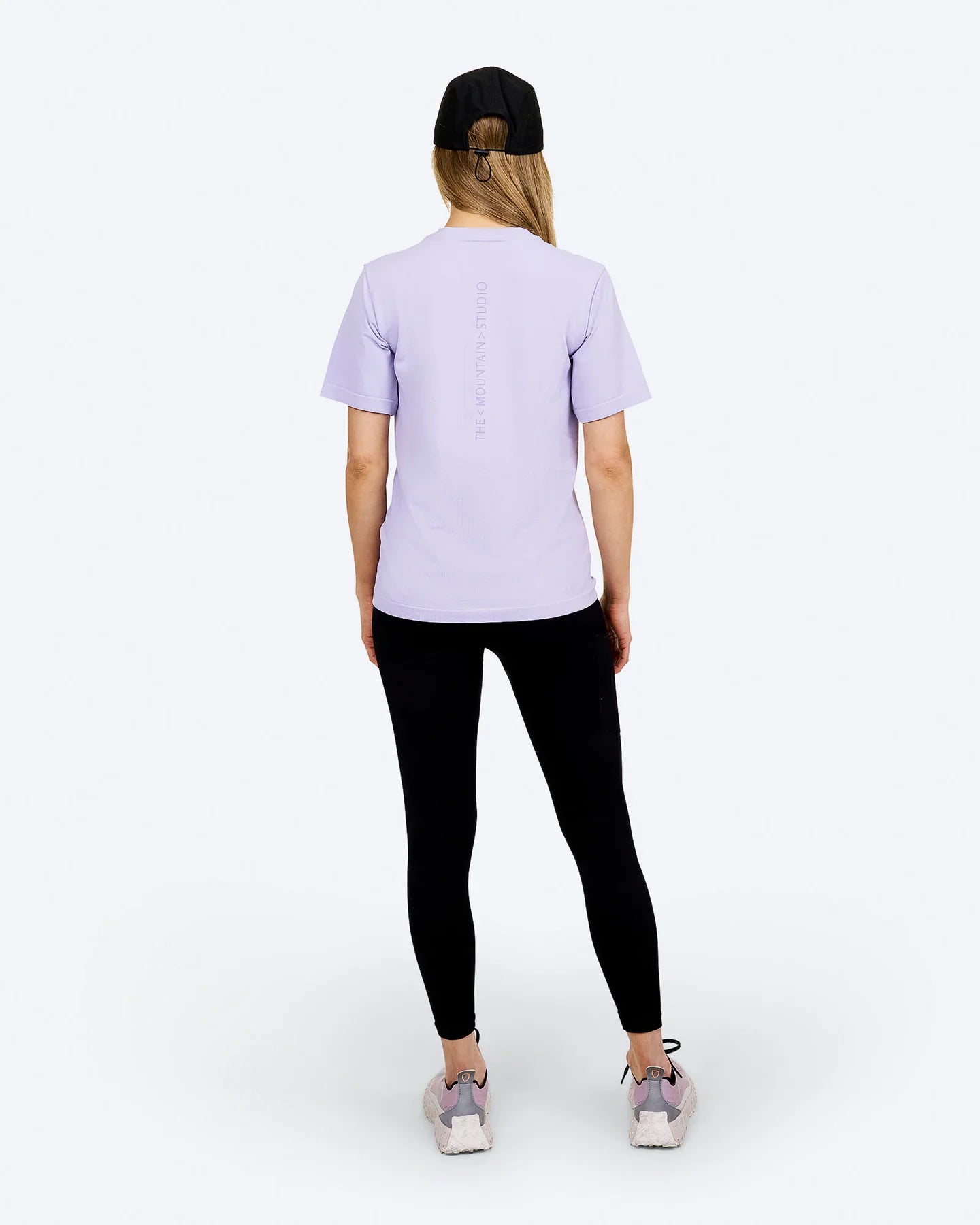 The Mountain Studio T-Shirt Women's T-14 Two Tone Tech T-Shirt