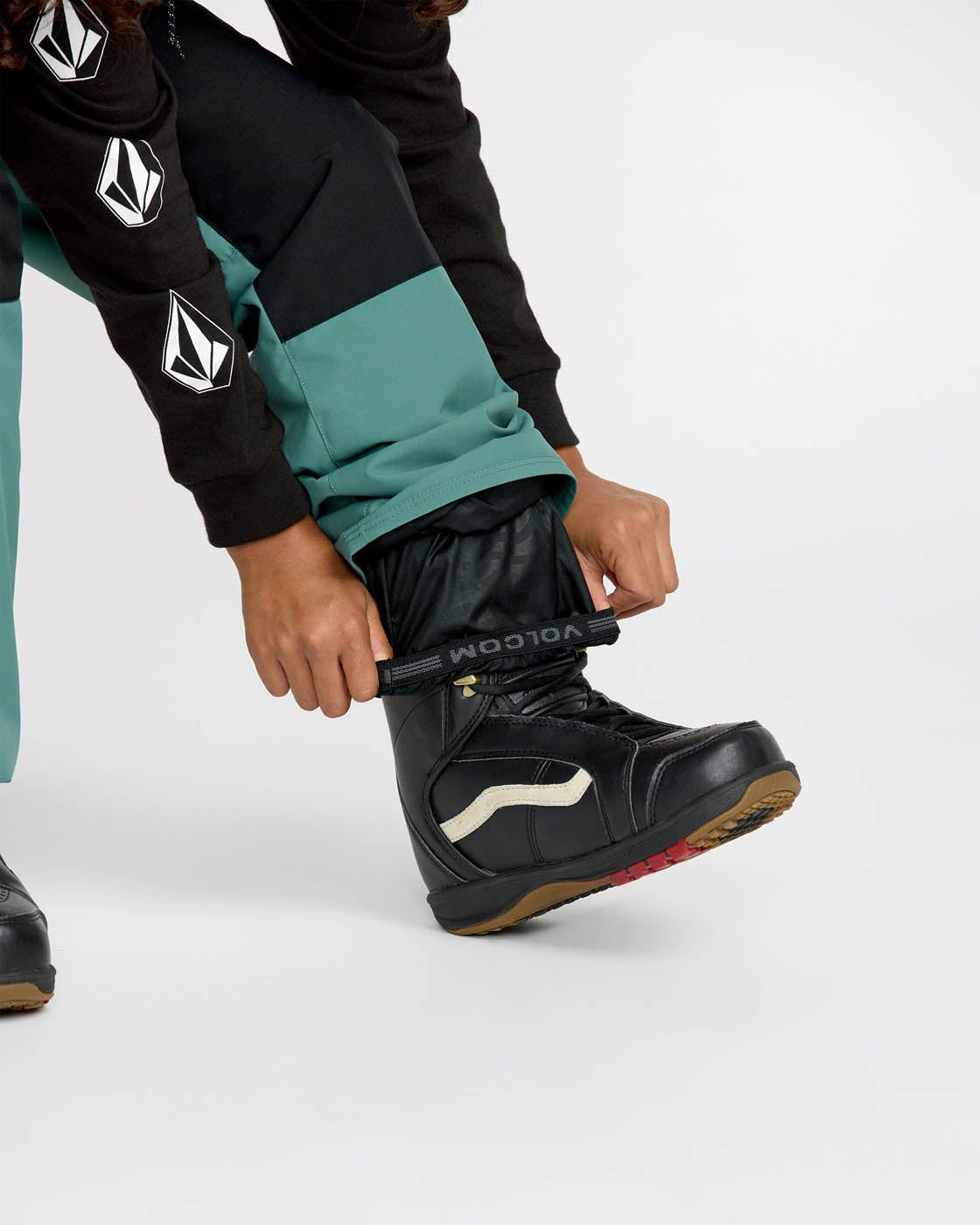 Volcom CLOTHING - Kids - Outerwear - Pant Volcom *25W* Girls Frostique Ins Pant