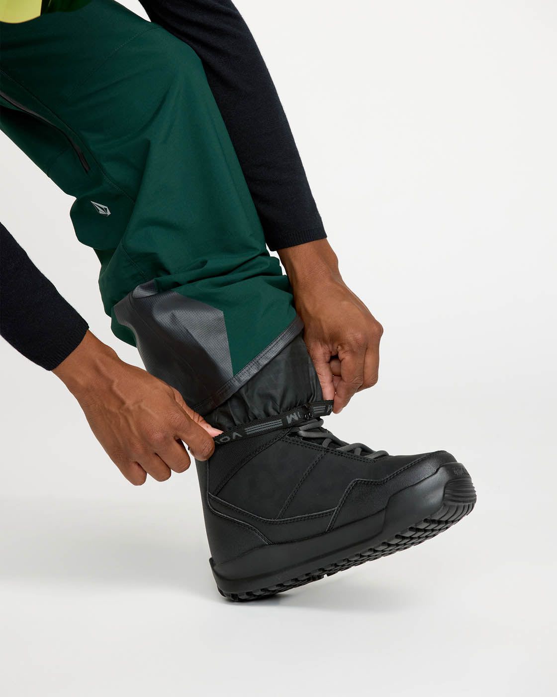 Volcom CLOTHING - Men - Outerwear - Pant Volcom *25W* M Guide Gore-Tex Pro Shell Pant