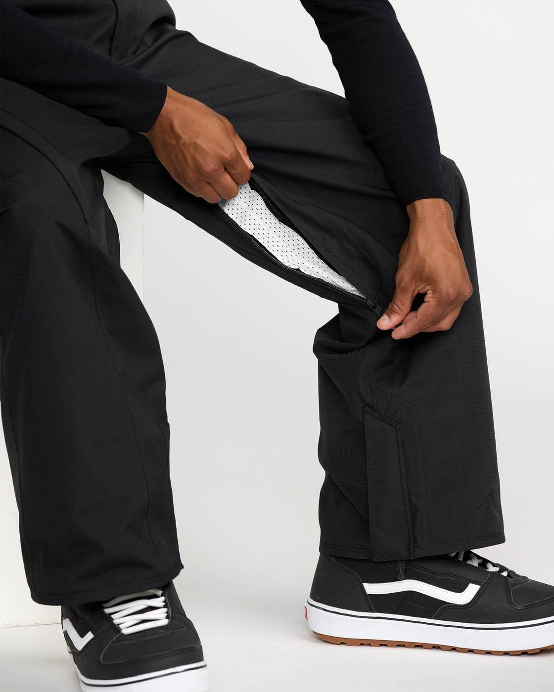 Volcom CLOTHING - Men - Outerwear - Pant Volcom *25W* M Kleveland Pant