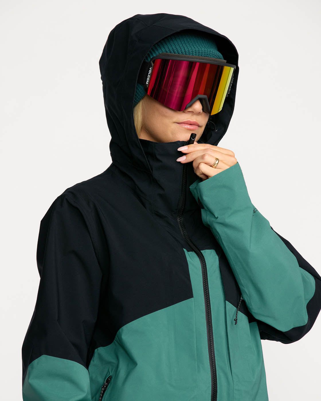Volcom CLOTHING - Women - Outerwear - Jacket Volcom *25W* W AT Stretch Gore-Tex Jacket