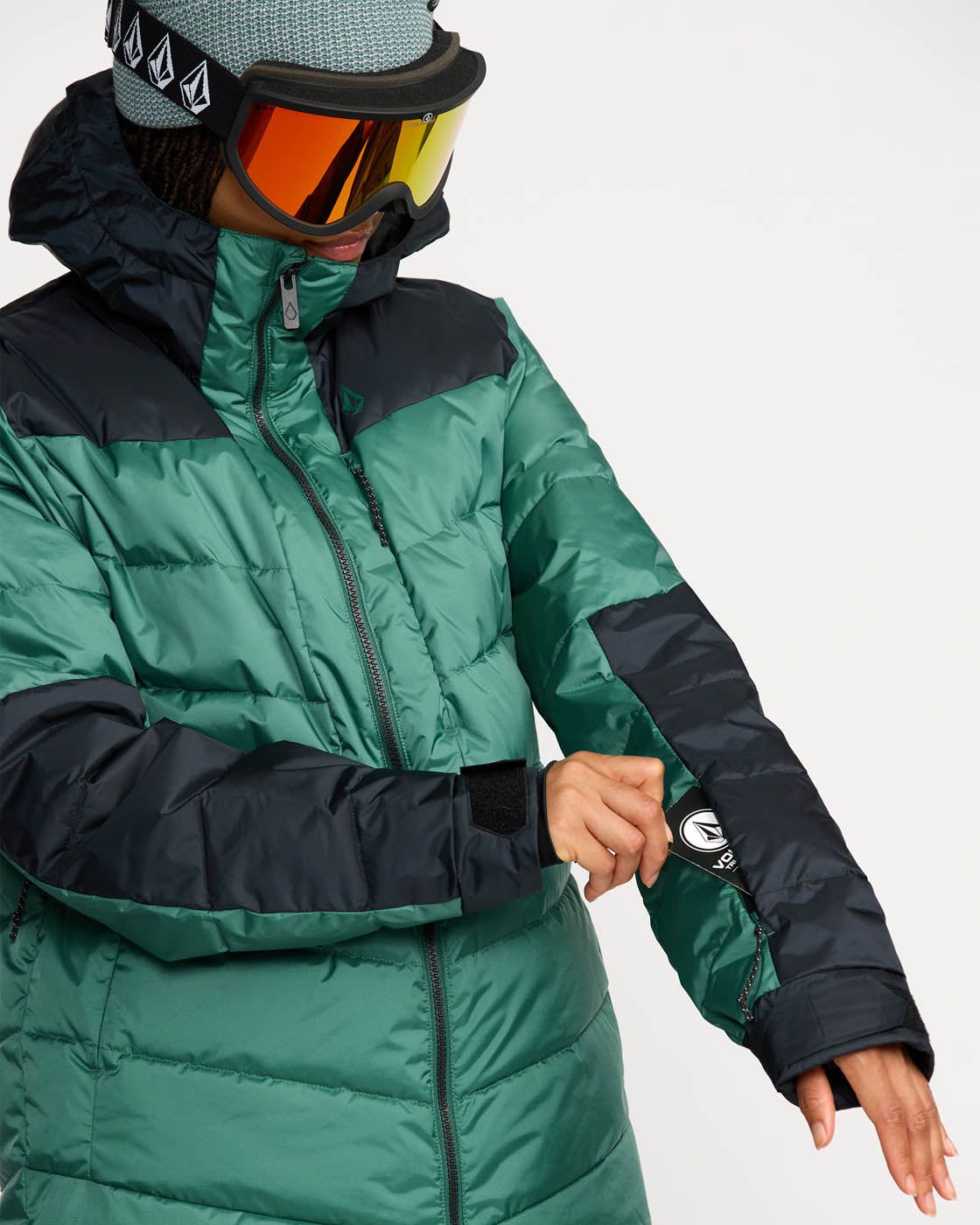 Volcom CLOTHING - Women - Outerwear - Jacket Volcom *25W* W Estes Puff Jacket