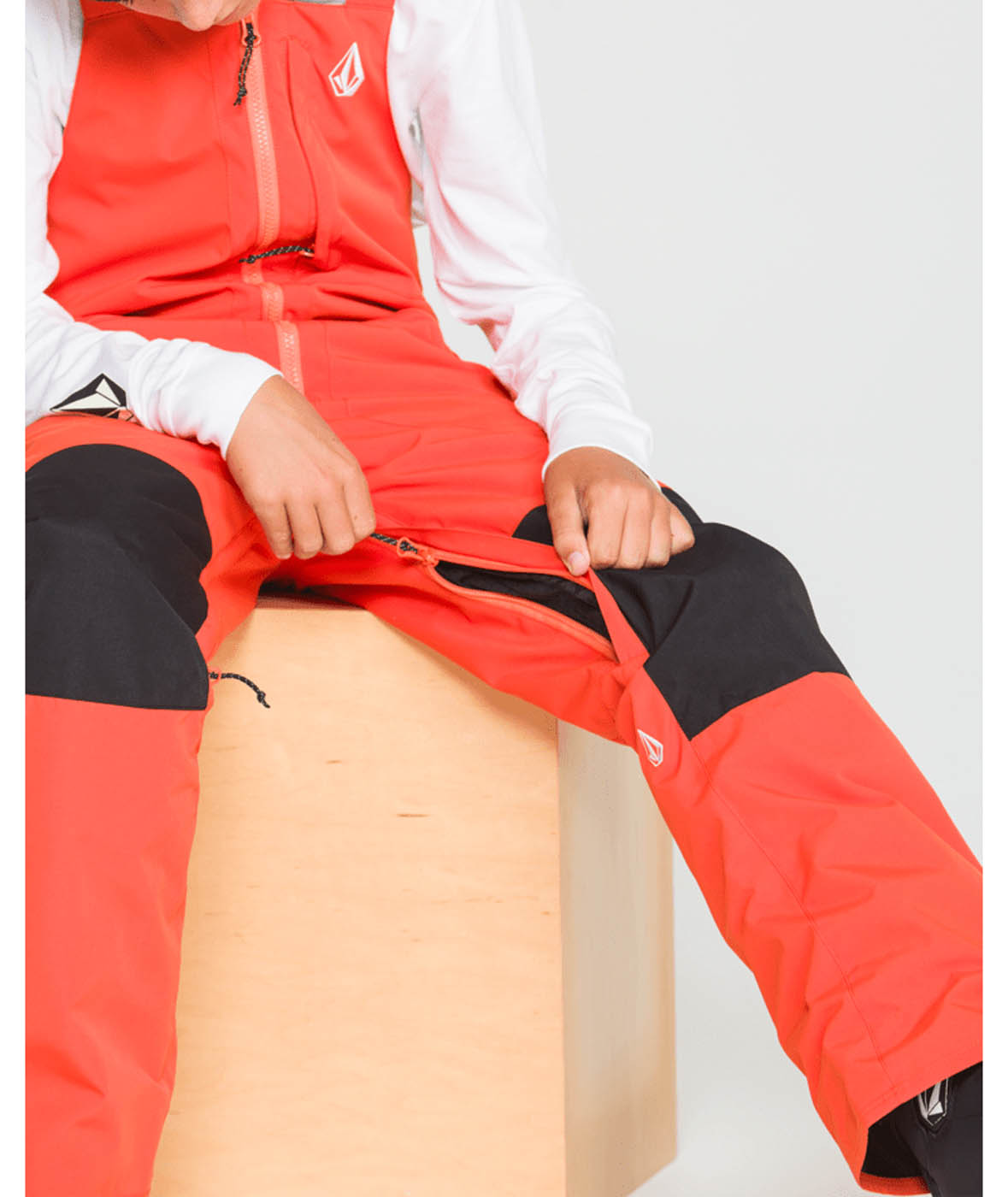 Volcom CLOTHING - Kids - Outerwear - Pant Volcom *26W* Youth  Barkley Ins Bib Overall